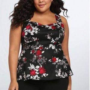 Plus-size Floral Peplum Top